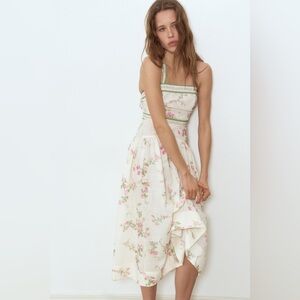 NWT H&M Tie-Detail Dress in Cream/Floral